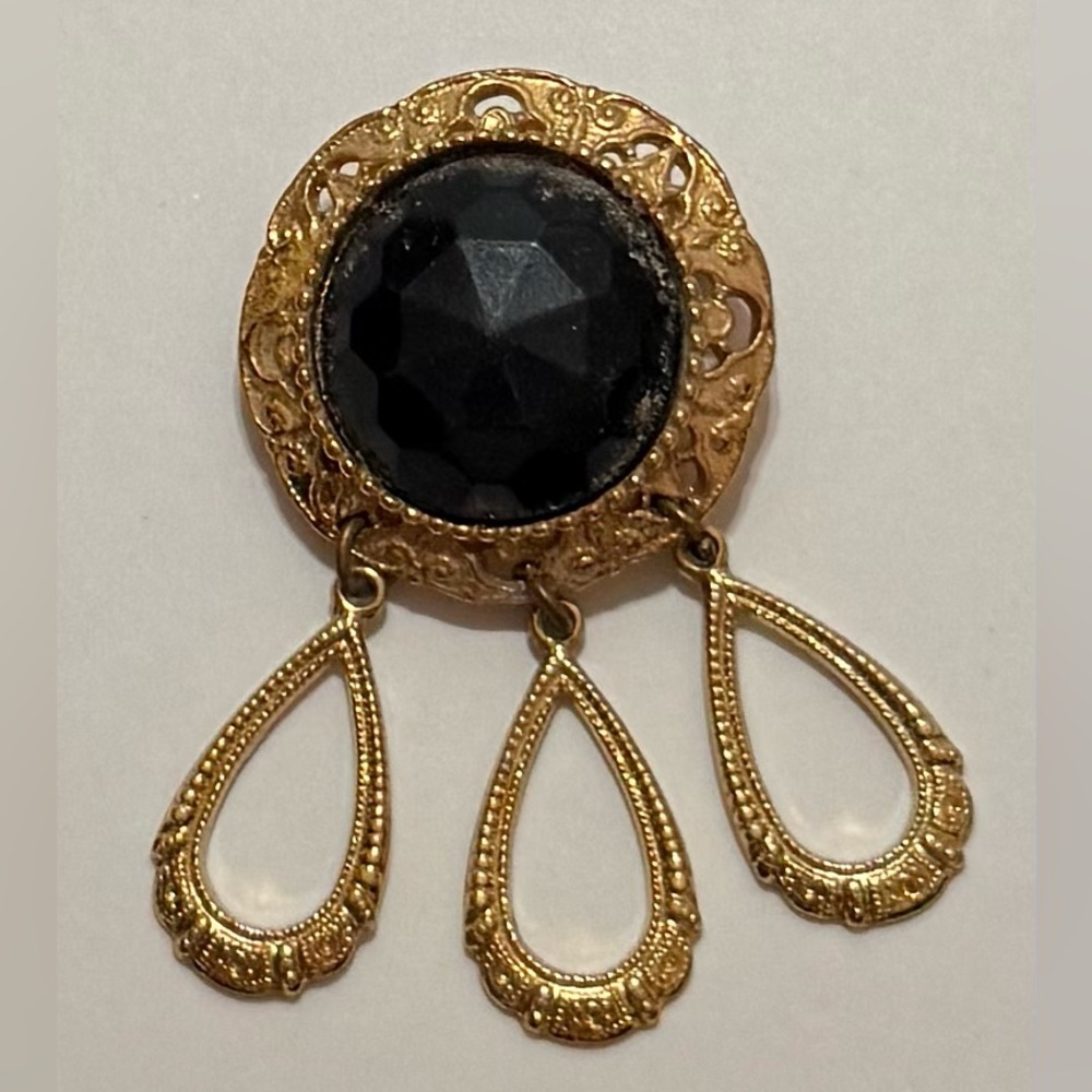 Vintage Black and Gold Brooch